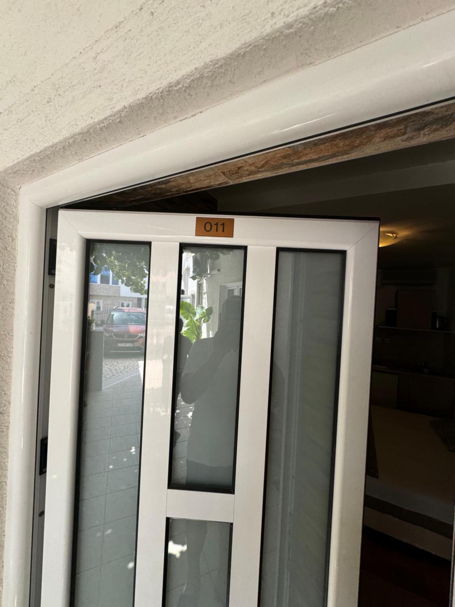Azzuro Appartement Budva