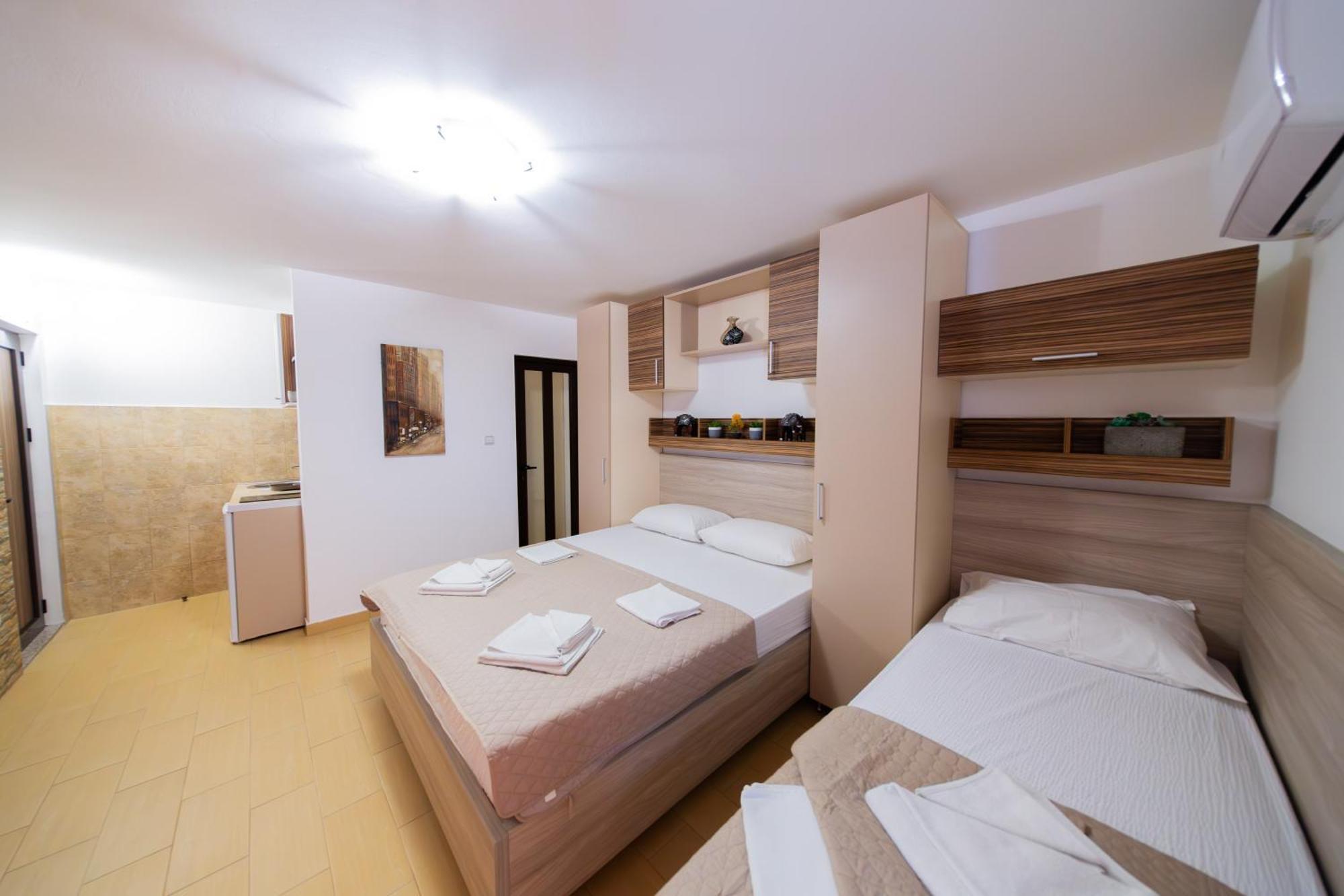 Azzuro Appartement Budva