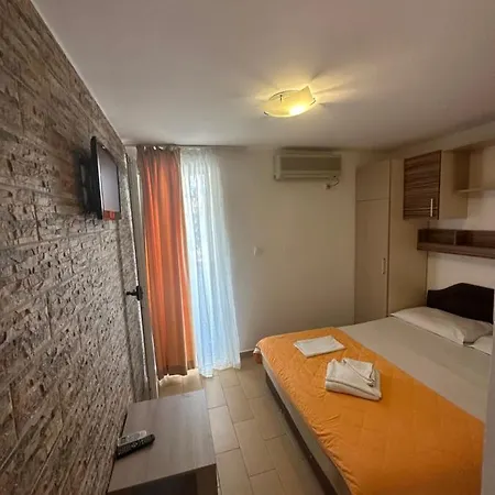 Azzuro Apartments Budva Exterior photo