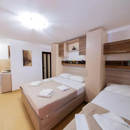 Azzuro Apartments Budva Exterior photo