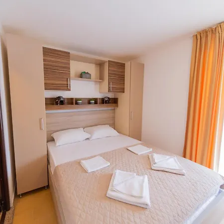 Azzuro Apartments Budva Exterior photo