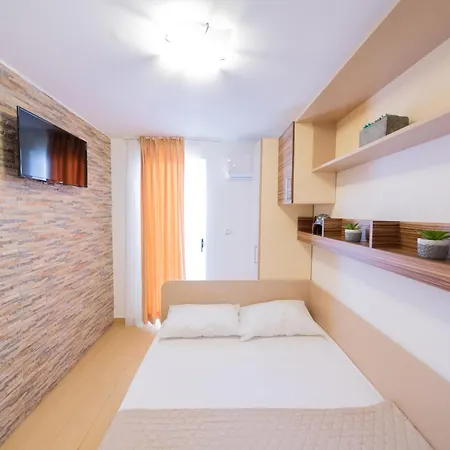 Azzuro Apartments Budva Exterior photo