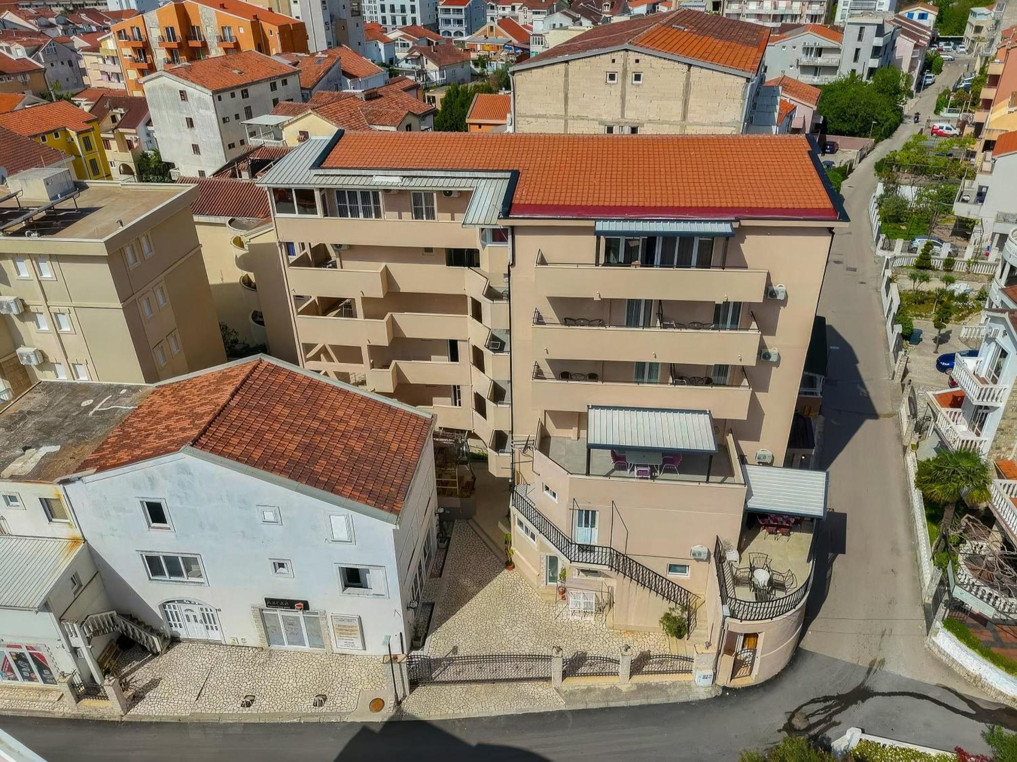 Azzuro Appartamento Budua