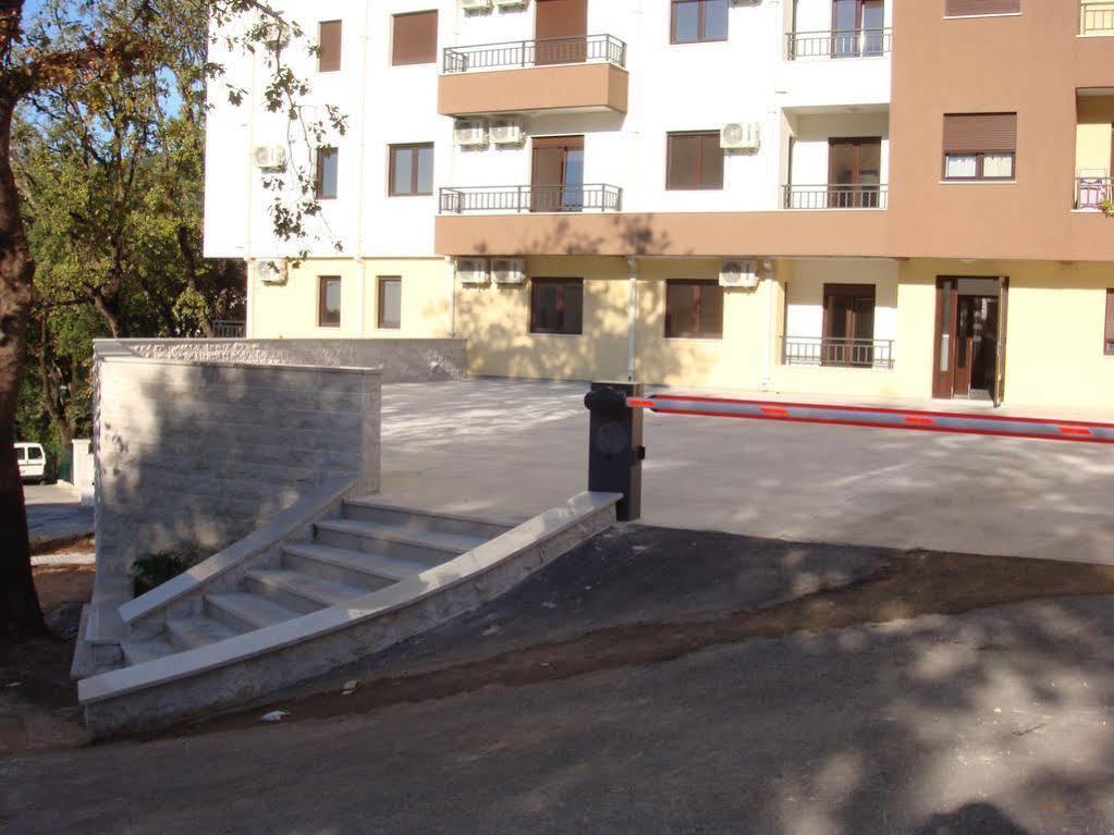 Azzuro Appartement *